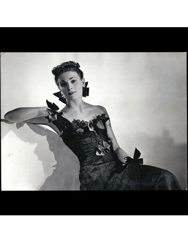 Chanel - Robe du soir en dentelle de Chanel, photographie de Georges Saad (1938) En savoir plus