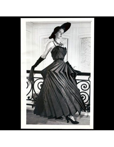 Christian Dior - Robe Cyclone (1948) Comparez et commandez 