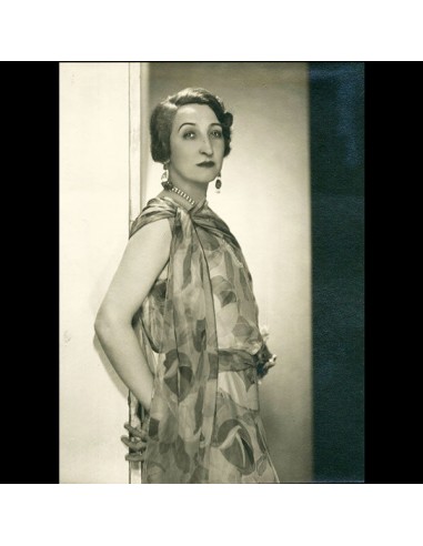 Worth - Portrait de René Scudamore, une des personnalités de la maison de couture (1931) online