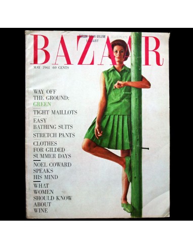 Harper's Bazaar (1961, mai) rembourrage situé sous