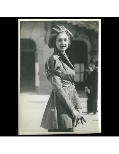 Une Femme Elégante, la mode à Longchamp, photographie de l'agence Meurisse (circa 1935) vous aussi creer 