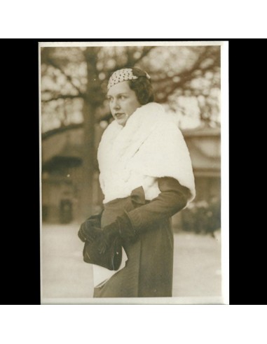 Une Femme Elégante, la mode à Auteuil, photographie de l'agence Meurisse (circa 1935) l'achat 